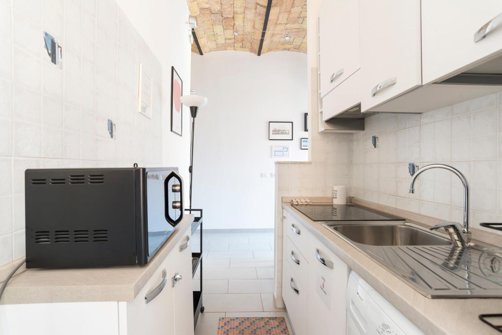 Half Palace, Relaxing Apartment In Rome San Lorenzo Exterior photo